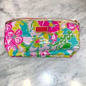Lilly Pulitzer for Estée Lauder makeup bag never used